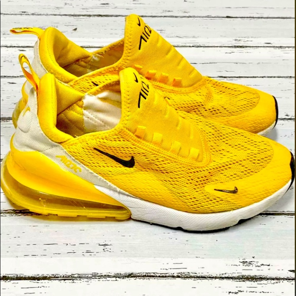 Nike Air Max 270 University Gold Women’s size 8